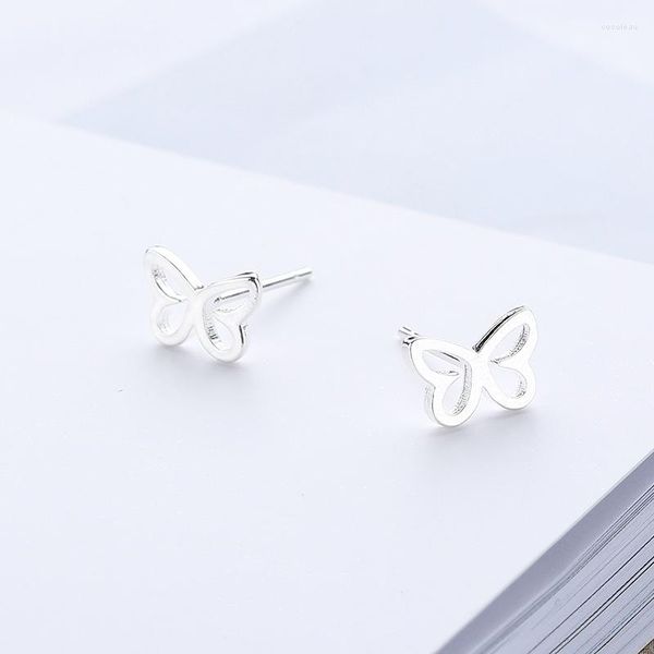 Boucles d'oreilles exquis coréen Top qualité évider brossé papillon bijoux Simple oreille goujons boucle d'oreille pour les filles