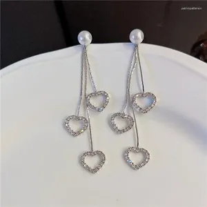 Boucles d'oreilles étalon fleur d'opale exquise pour les femmes en strass de ramiage