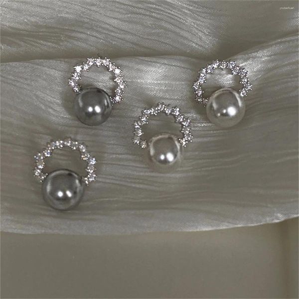 Boucles d'oreilles étalon exquise zircon perle pour les femmes de la mode de niche coréenne petite couronne quotidienne