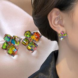 Pendientes de tuerca con diseño fantástico, cuadrado geométrico de cristal colorido con diferentes ángulos, regalos de joyería de Boutique para mujeres y niñas
