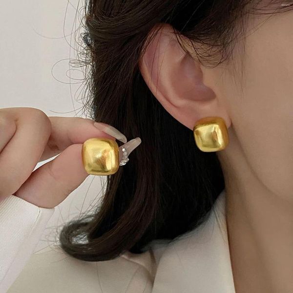 Boîte de mode de boucles d'oreilles au Japon et en coréa-oreilles de fil.