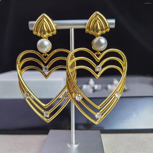 Boucles d'oreilles à clous pour femmes, marque de mode, personnalité en forme de cœur, grande ligne de perles dorées, Design de luxe, bijoux de fête de mariage