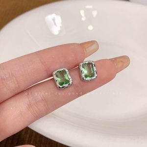 Boucles D'oreilles De Mode Géométrique Vert Pierre Argent Plaqué Petite Et Exquise Personnalité Doux Tempérament Anneaux TYB293