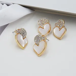 Boucles d'oreilles à clous en forme de cœur, coquille naturelle, métal Zircon brillant, classique, bijoux pour femmes