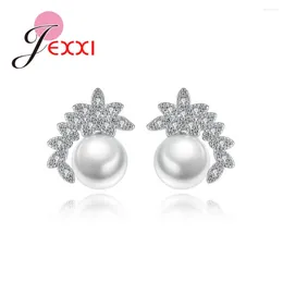 Boucles d'oreilles à clous en argent Sterling 925, en forme de feuilles brillantes, modernes, de haute qualité, zircone cubique transparente, jolis cadeaux pour femmes