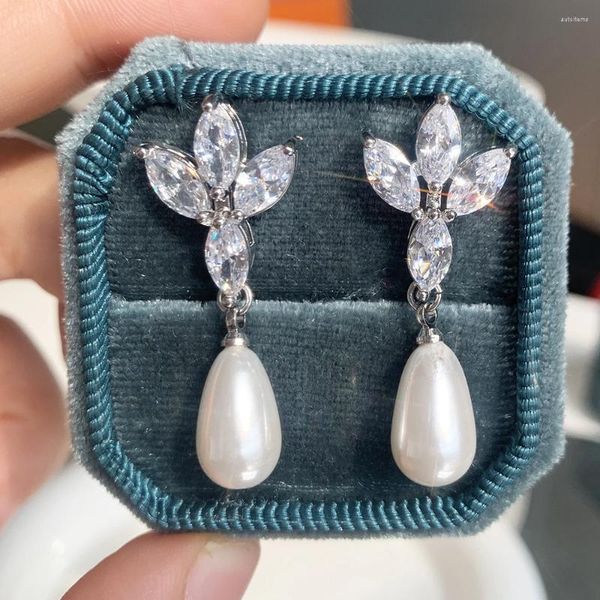 Boucles d'oreilles Stud Fashion Natural Freshwater Shell Pearl Drop Bride Jewelry CZ pour femmes Gift de fête de mariage