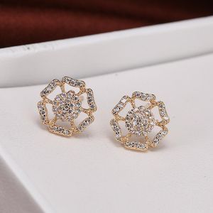 Boucles d'oreilles à tige Fashion Street Snap Delicacy 4A Zircon Flower Geometry GIRL'S Gift Party Banquet WOMEN'S Jewelry 2023Stud