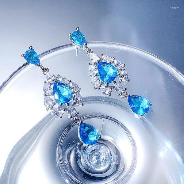 Boucles d'oreilles Stud Fashion Tassel Tempérament Femmes For Blue Water Drop Zircon en Jewelry Luxury Party Mariage Accessoires Wom