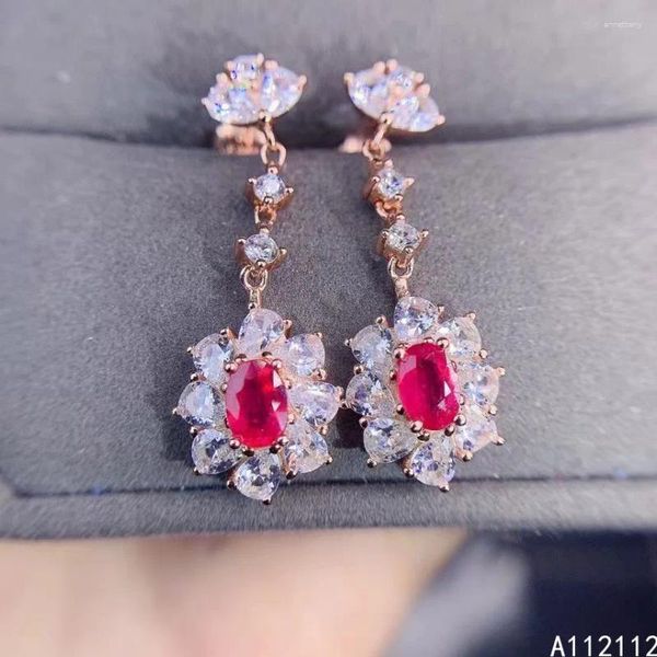Boucles d'oreilles à goujon bijoux 925 encadré en argent sterling avec des pierres précieuses naturelles classiques fleur de fleur rubis oreille