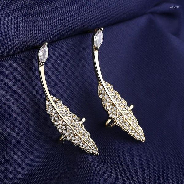 Boucles d'oreilles fleur feuille oreille os Clip mode une boucle d'oreille tempérament féminin plume pour les femmes en gros