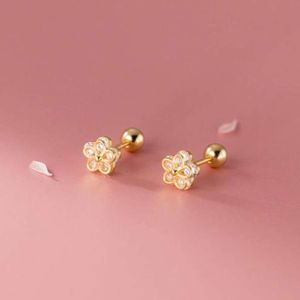 Pendientes de tachuelas para mujeres Niñas Niñas Flor Circón Lindos Pequeños Pendientes de diseñadores de joyas de moda de estilo coreano Pendientes de alta calidad 2024