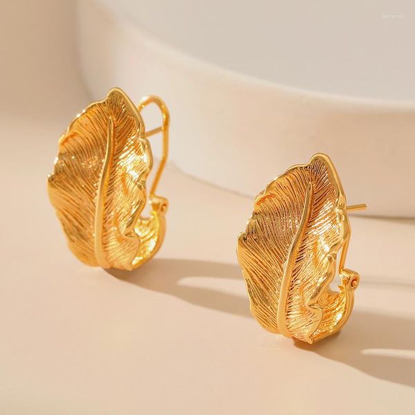 Boucles d'oreilles pour femmes plaqué or Piercing Famale feuille brossé Vintage boucle d'oreille 2023 bijoux en gros