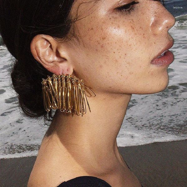 Pendientes de tuerca, pendientes colgantes brillantes a la moda de Color dorado con borlas de Metal exageradas francesas para mujer, joyería para oreja