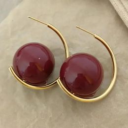 Boucles d'oreilles étalon français Luxury Bourgogne Niche de perle en forme C