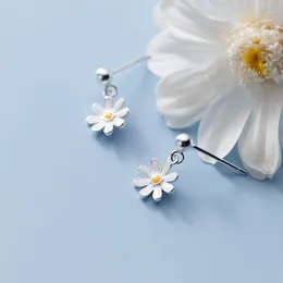 Boucles d'oreilles étalon fraîche fleur de marguerite mignonne pour femmes argent plaqué doux tournesol exquis, boucle d'oreille de style coréen de style coréen bijoux de fête