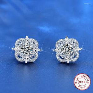 Boucles d'oreilles Geoki Perfect Cut total 1 ct Test de diamant passé D Couleur VVS1 Moissanite Four étoiles 925 Bijoux en argent sterling