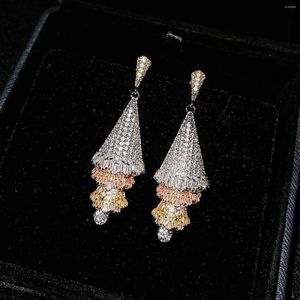 Boucles d'oreilles à tige Conception de l'industrie lourde Argent 925 Luxe Zircon Tricolore Robe 3D Géométrique Arbre de Noël Femme