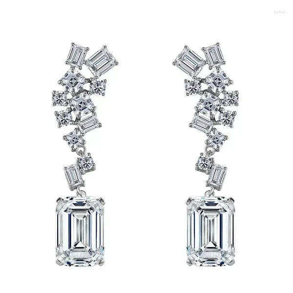 Boucles d'oreilles en diamant à haute teneur en carbone, coupe verte, Niche de tempérament à la mode et élégante, bijoux de mariage en argent 925, vente en gros