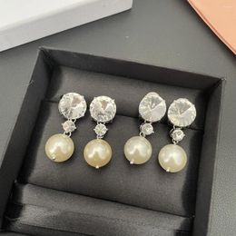 Boucles d'oreilles à étalon haut de gamme de luxe de luxe Style de sucre zircon grande perle