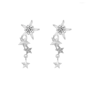 Pendientes de tuerca de circón de alta calidad para mujer, borla de 5 estrellas, decoraciones para las orejas únicas y elegantes, accesorios exquisitos