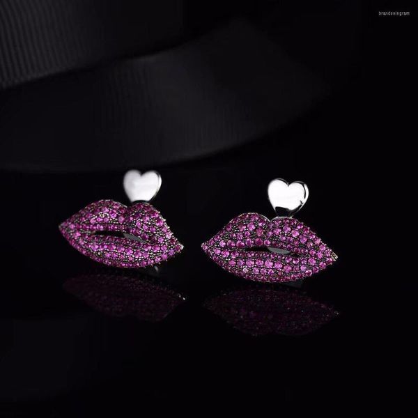 Pendientes de botón Hip Hop Lip S925 Aguja de plata esterlina Circón exquisito Moda pequeña Simple Femenina Ity 2022 Regalo de tendencia