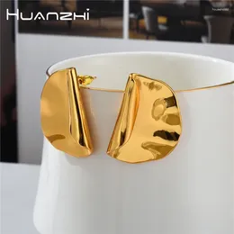 Boucles d'oreilles Huanzhi 2024 Mode exagérée Bouclé Or Couleur Métal Pour Femmes Fille Lumière Luxe Chunky Design Créatif Bijoux