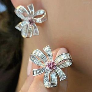 Boucles d'oreilles Huitan grande fleur Piercing pour femmes romantique femme oreille accessoire danse fête rose bijoux à la mode