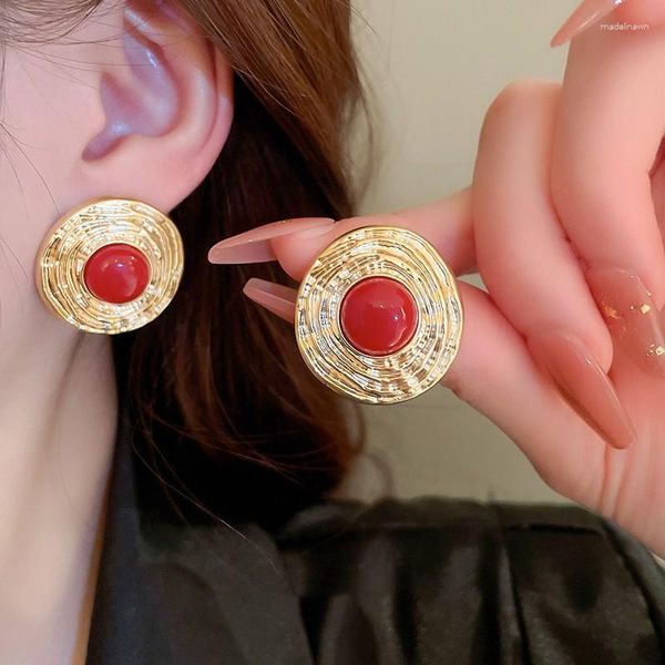 Pendientes de tuerca Huitan círculo redondo grande con piedra roja accesorios de perforación de oreja de moda moderna para mujer joyería de declaración