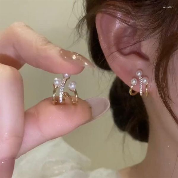 Boucles d'oreilles Huitan griffe Imitation perle pour femmes couleur or pavé cristal cubique zircone tempérament doux filles oreille bijoux