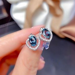 Stud -oorbellen Huitan Exquisite Heart for Women Blue/White Cubic Zirconia Temperament Sweet Girls Gift Fashion Jewelry