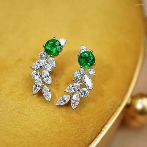 Stud -oorbellen Huitan Fancy Leaf Olijfvorm voor vrouwen Fashion Green Cubic Zirconia Ear Piercing Wedding Party Sieraden