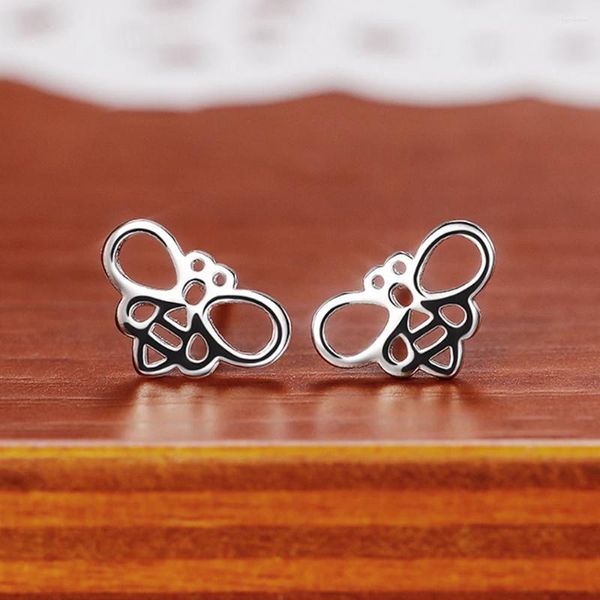 Pendientes de tuerca Huitan, Piercing en la oreja de abeja y miel encantadora para niñas, regalo de cumpleaños exquisito, joyería de animales versátil a la moda, venta al por mayor