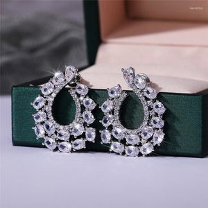 Stud -oorbellen Huitan luxe mode traanvormige vrouwen volledig verharde bling kubieke zirkonia ly bruiloft verloving sieraden