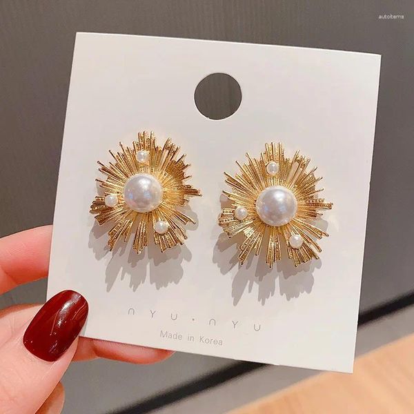 Boucles d'oreilles étalon fleur de soleil irrégulier doré pour les femmes enracinées bijoux bijoux vintage tendance perforation oreille tendance