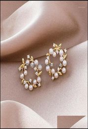 Boucles d'oreilles étalon bijoux rivière charme femme étalons irregar imitation perles fleur couleur or délicate oreille femelle femelle 1pair1 dr4612899