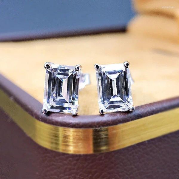 Pendientes de tachuelas Karloch 925 STERLING SIMPULACIÓN DE Corte de diamantes de diamante de alto carbono circón cuadrado simple y versátil