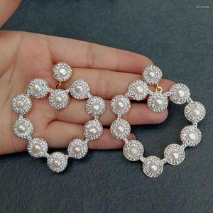 Aretes KKGEM 55x56mm Colgante de perlas cultivadas con pavé de cristal blanco en forma de corazón grande