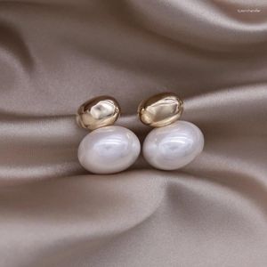 Boucles d'oreilles à tige en métal plaqué or 14 carats, Design coréen, bijoux à la mode, bonnet ovale en perles, accessoires de travail quotidiens simples pour femmes élégantes