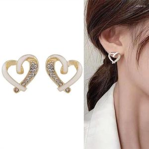 Boucles d'oreilles coréennes en forme de cœur en cristal pour femmes, mignon, goutte d'huile blanche, produits tendance, bijoux à la mode, cadeau, 2024