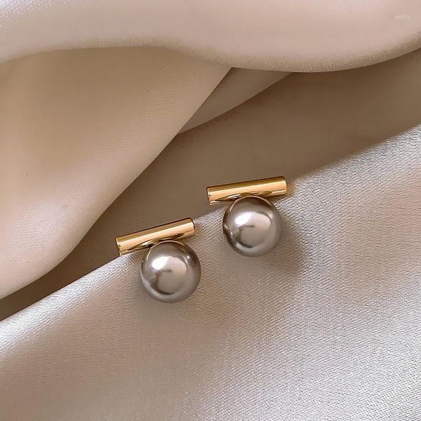 Pendientes de tachuelas Diseño coreano Joyas de moda 14k Gold Simple Word Simple Metal Pearl Pearl Elegant Women's Daily Trabajo Accesorios