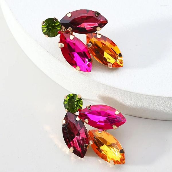 Pendientes de tuerca de moda coreana para mujer, aretes pequeños de cristal brillante, diseño de lujo, elegante, bonito abalorio para fiesta de graduación, joyería Y2k 2023