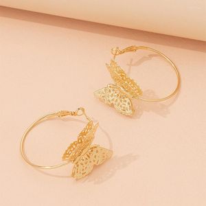 Pendientes de tachuelas de moda coreana Sweet Romance Golden Hollow Out Doble capa tridimensional Joyer￭a de mariposa Productos de tendencia