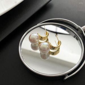 Pendientes de botón Coreano S925 Aguja de plata Pendiente de aro medio redondo para mujer Accesorios Perla simulada Geometría de color dorado al por mayor