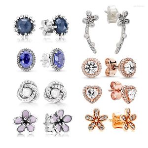 Stud -oorbellen Koreaanse stijl Silver Pearl Rose Gold Zirkon Ear Clip Sapphire for Women 2024 Luxe Stainlees Steel Trend