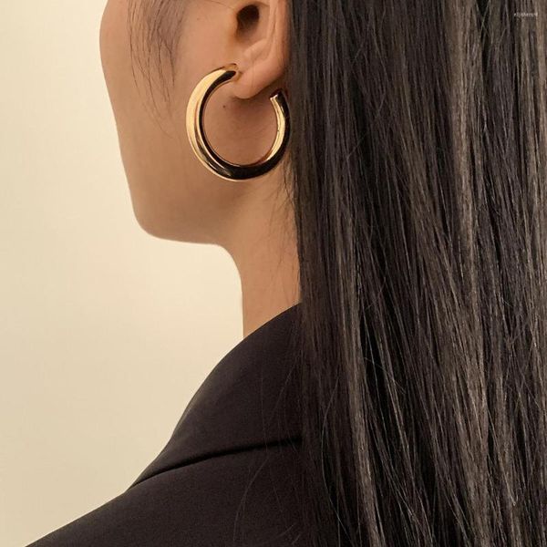 Boucles d'oreilles à tige dames mode Simple en forme de C géométrique vent froid personnalité industrie lourde demi-cercle bijoux d'affaires