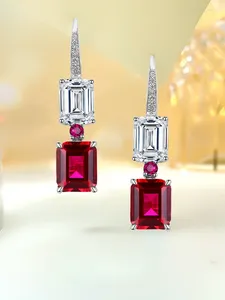 Boucles d'oreilles étalon trésor rouge de luxe léger 925 Ensemble d'argent pur avec diamants à haute teneur en carbone émeraude coupe polyvalente et unique