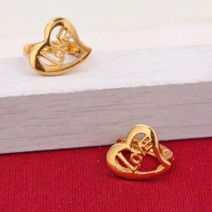 Pendientes de tuerca con forma de corazón de amor, Color dorado para niñas, joyería al por mayor, artículos árabes de África