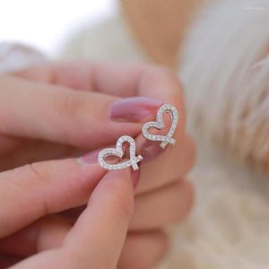 Stud -oorbellen Mooie hart voor vrouwen mode zilveren kleur kubieke zirkonia vrouwelijk trouwfeest geschenken verloving sieraden