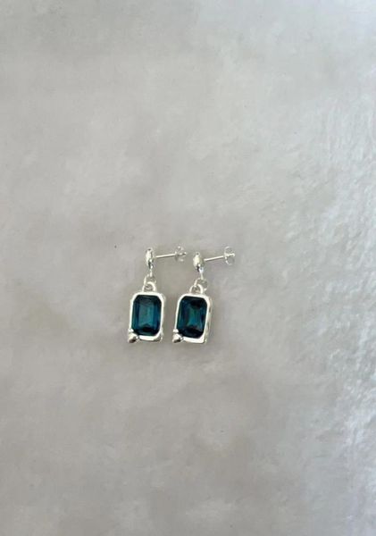 Boucles d'oreilles à clous, UNOde50, vente de bijoux exquis de haute qualité pour femmes et bijoux, sac cadeau en Europe et en amérique, mai 2023