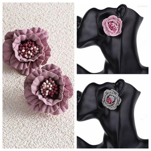 Boucles D'oreilles En Métal Fleur Rose Peinture En Aérosol Style Européen Américain Personnalité Pour Les Femmes Exquis Voyage Bijoux Cadeau